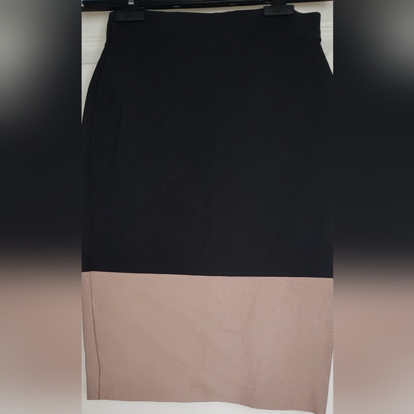 BCBG two-tone bandage skirt - Picture 2 of 3